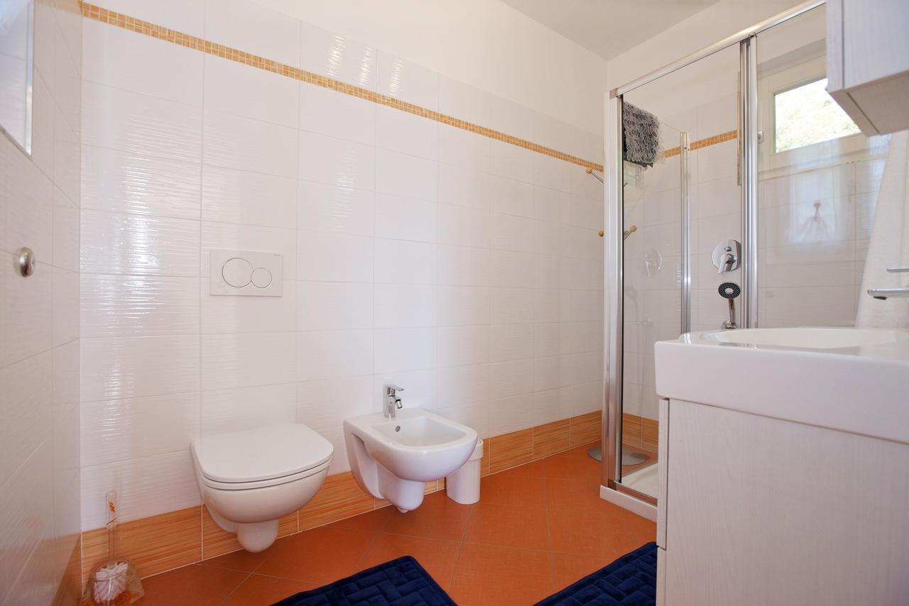 La Tranquillita Apartment Oggebbio Ngoại thất bức ảnh